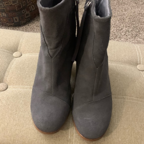 Toms charcoal gray Lunata ankle booties - Picture 2 of 5